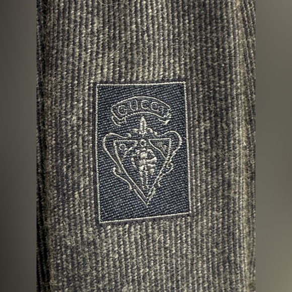 Gucci Dark Navy Textured Men's Tie - Picture 3 of 3